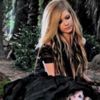 Avril Lavigne Booking